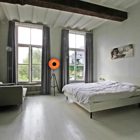 Bed and breakfast In Monumental House Centre